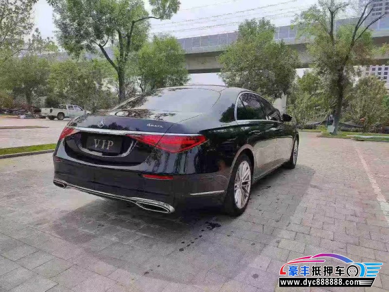 22年奔驰S轿车抵押车出售