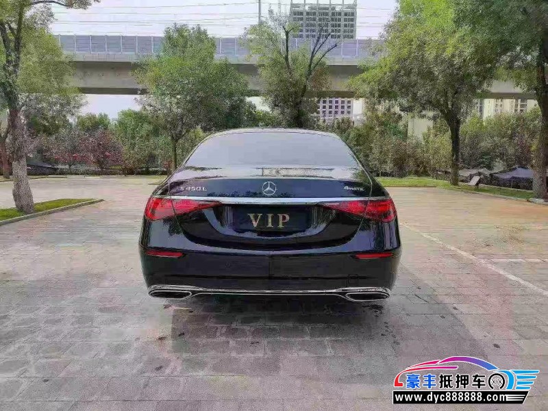 22年奔驰S轿车抵押车出售