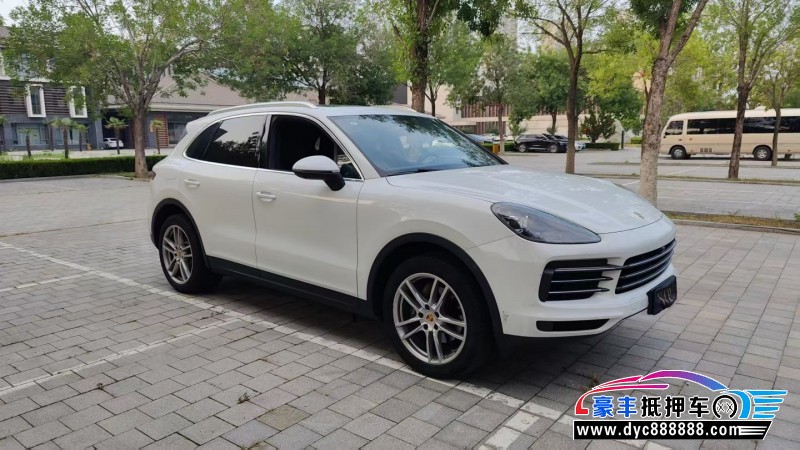 18年保时捷卡宴SUV抵押车出售