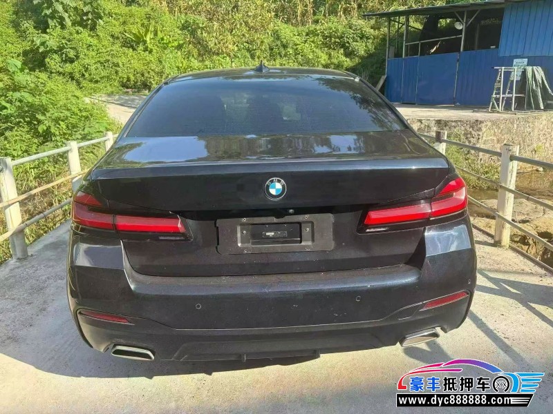 21年宝马5系轿车抵押车出售
