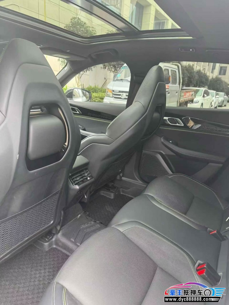 23年领克03轿车抵押车出售