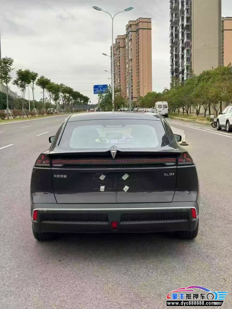 25年长安深蓝SL03轿车抵押车出售
