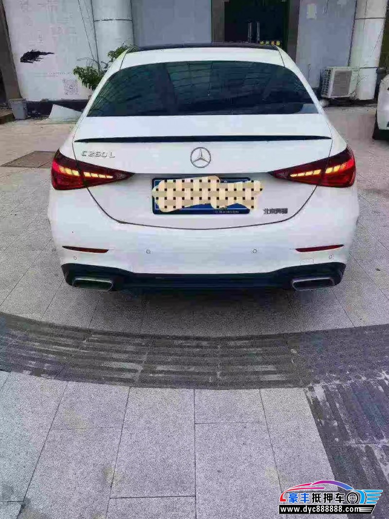 22年奔驰C轿车抵押车出售