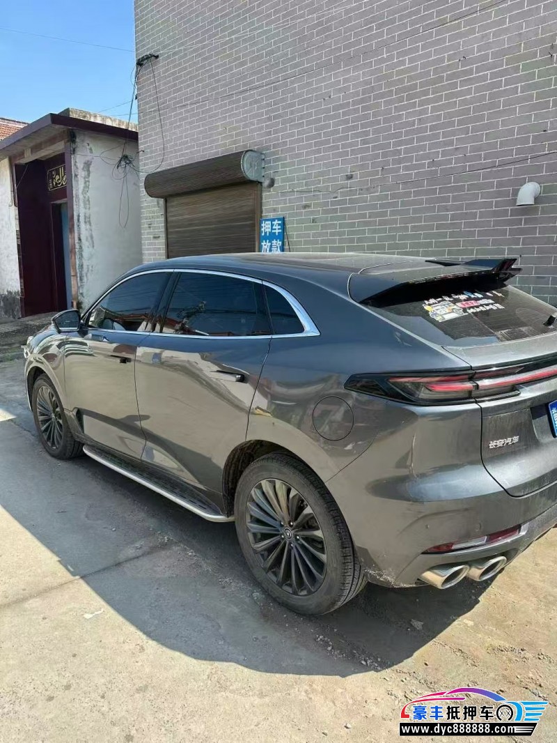 21年长安长安UNI轿车抵押车出售