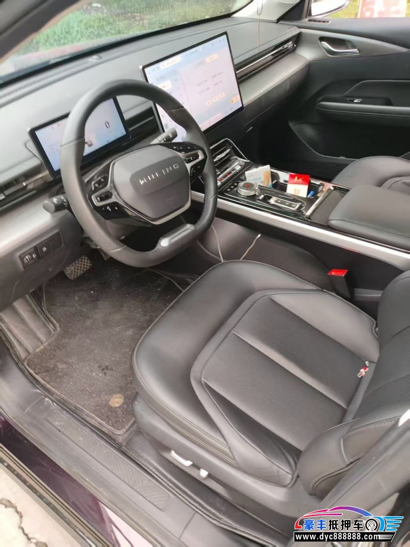 24年五菱星光轿车抵押车出售