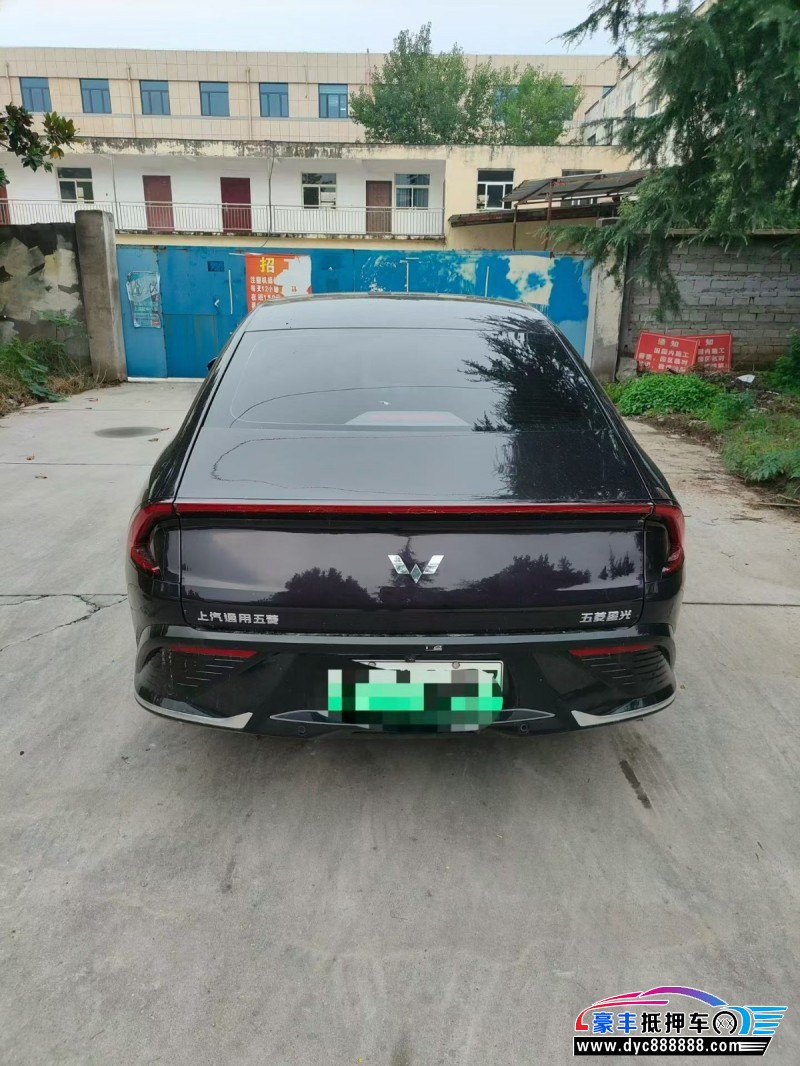 24年五菱星光轿车抵押车出售