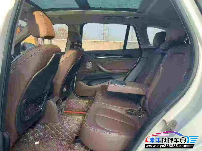 22年宝马X1轿车抵押车出售