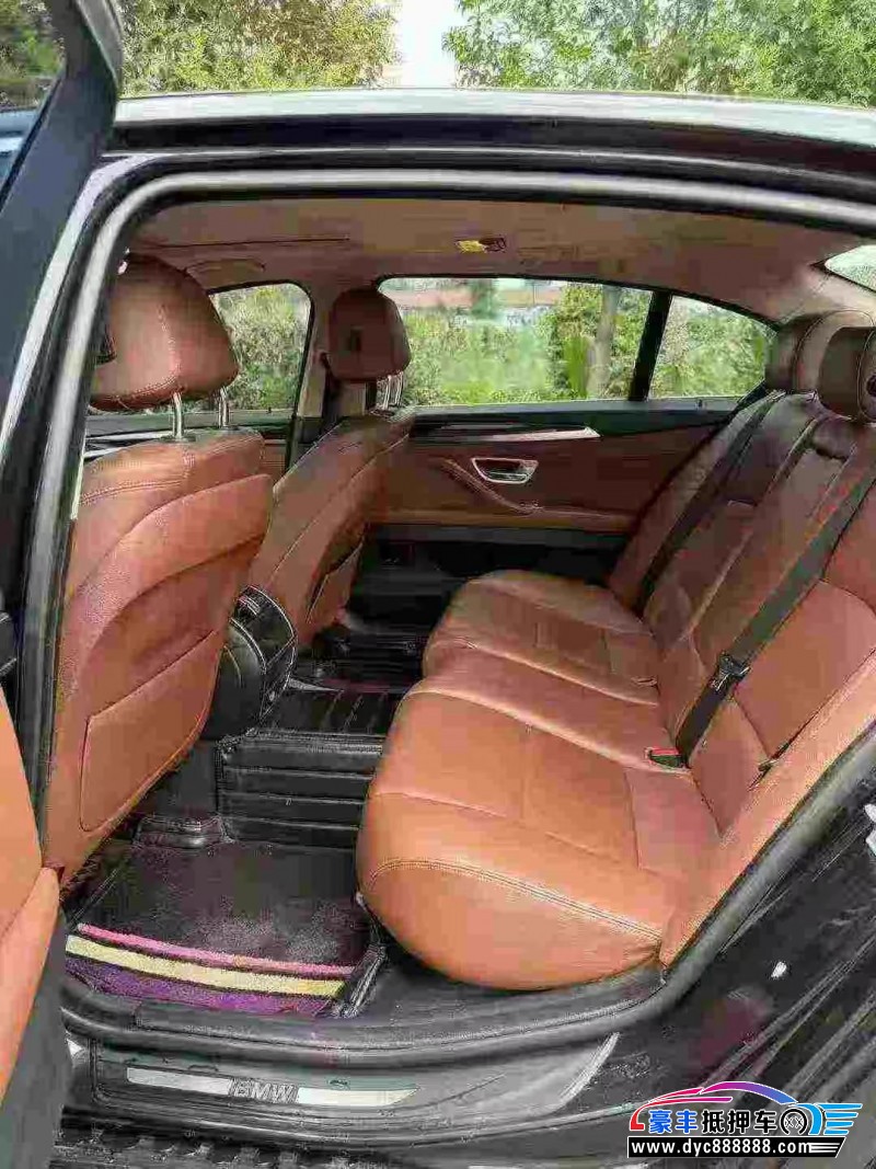 14年宝马5系轿车抵押车出售