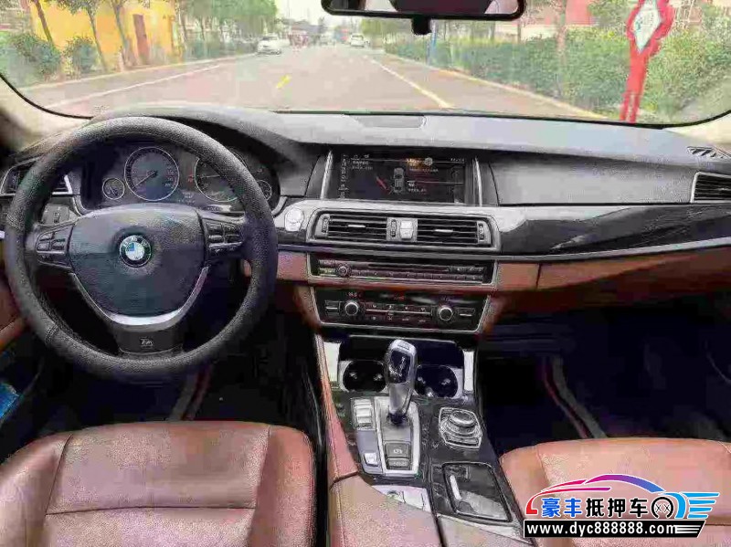 14年宝马5系轿车抵押车出售