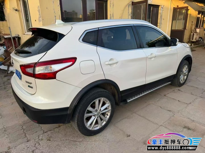 17年日产逍客轿车抵押车出售