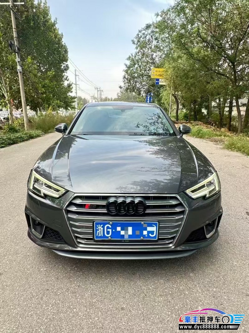 20年奥迪A4L轿车抵押车出售