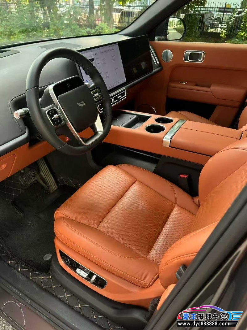 23年理想L8轿车抵押车出售