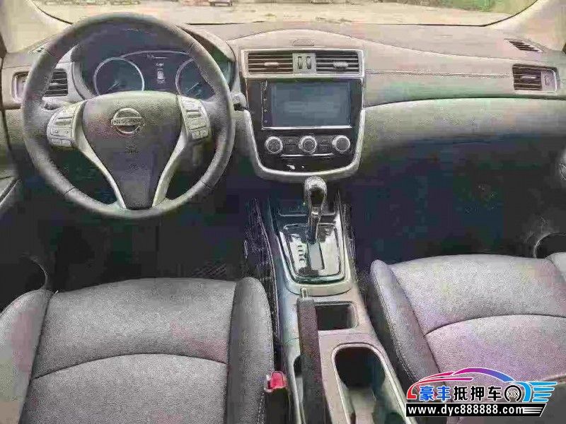 21年日产骐达轿车抵押车出售