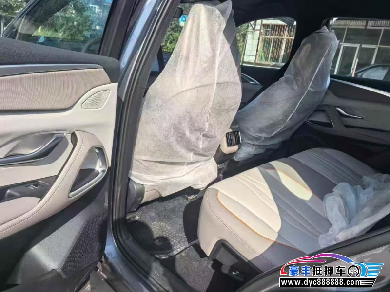 25年比亚迪宋轿车抵押车出售