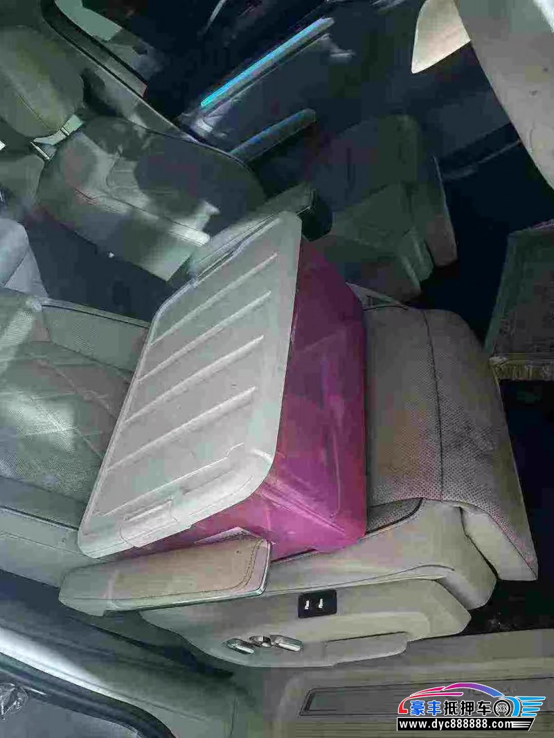 21年大众蔚然轿车抵押车出售