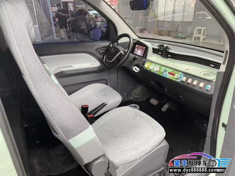 23年五菱汽车迷你轿车抵押车出售