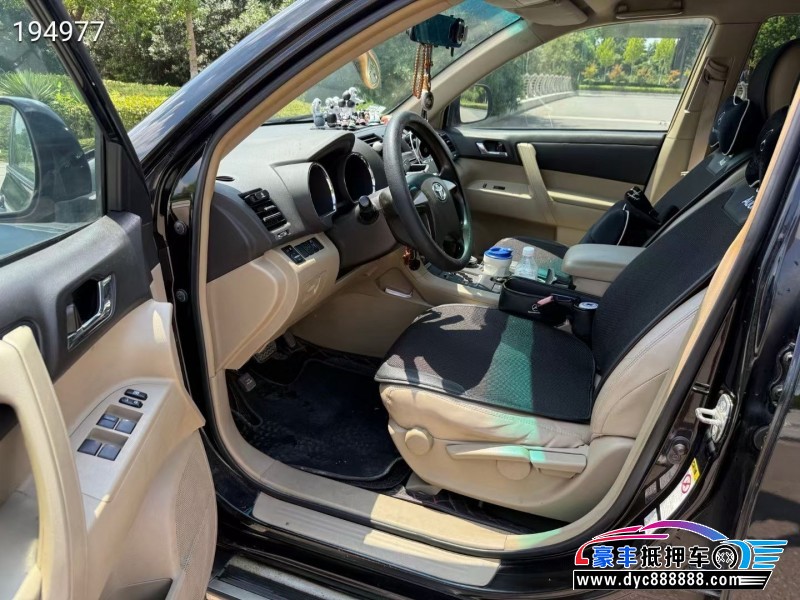 12年丰田汉兰达轿车抵押车出售