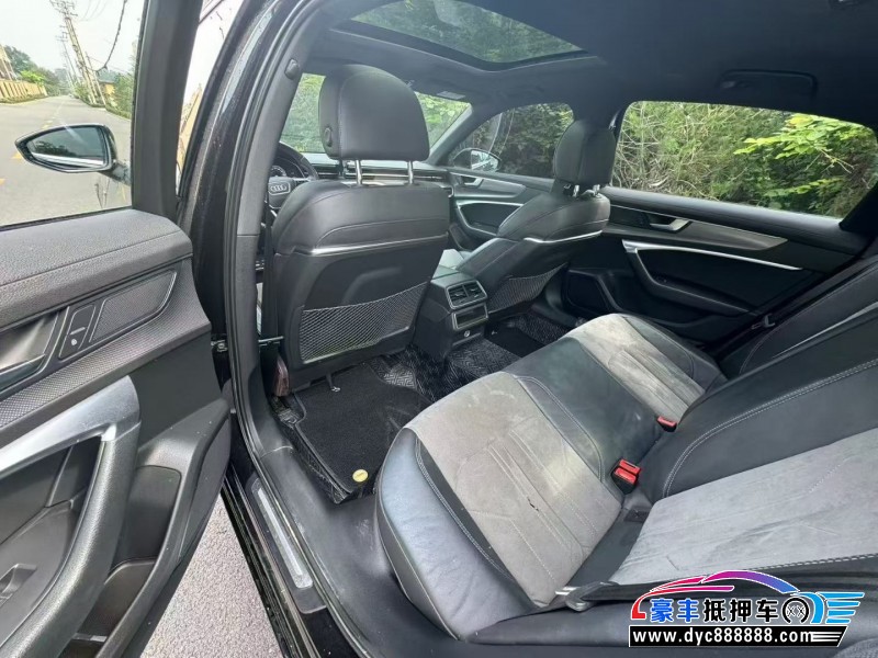 19年奥迪A6L轿车抵押车出售