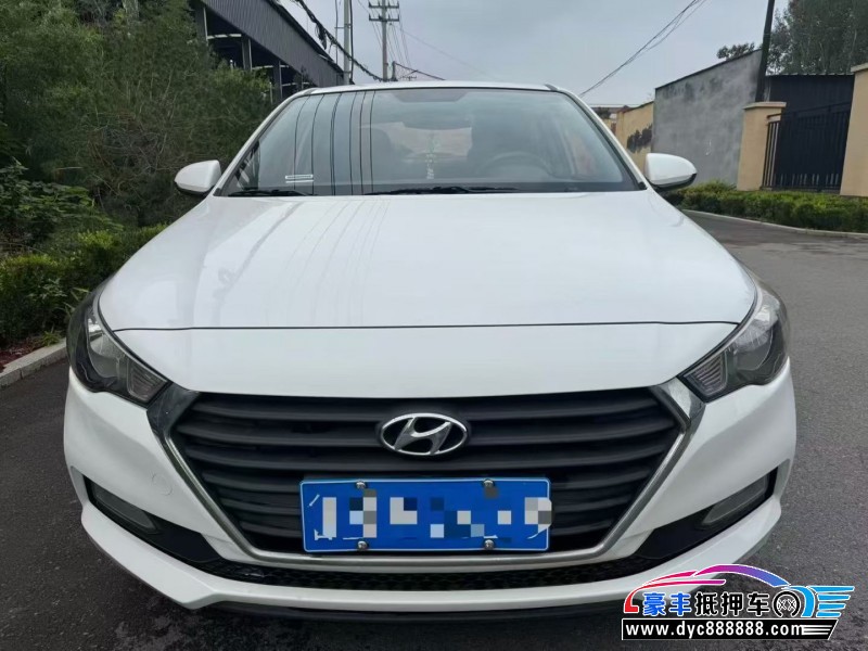 19年现代悦动轿车抵押车出售