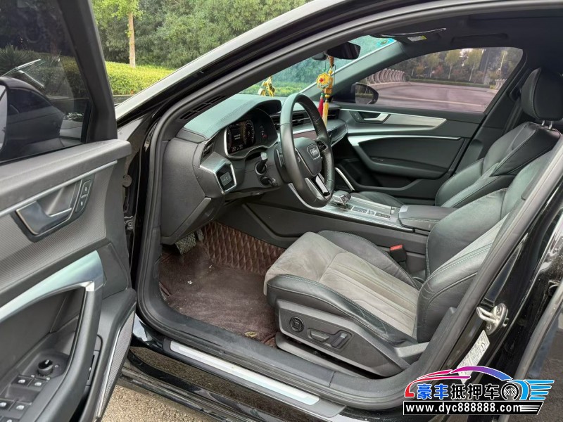 20年奥迪A6L轿车抵押车出售