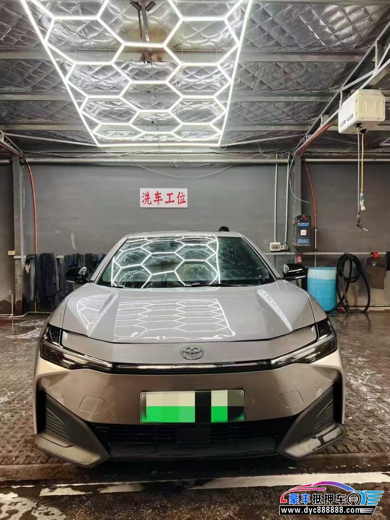 23年丰田BZ3轿车抵押车出售