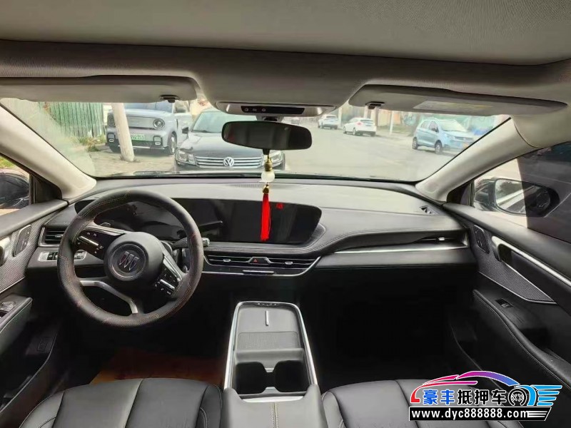 24年别克君越轿车抵押车出售