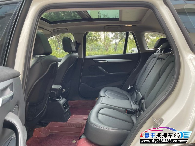 17年宝马X1轿车抵押车出售