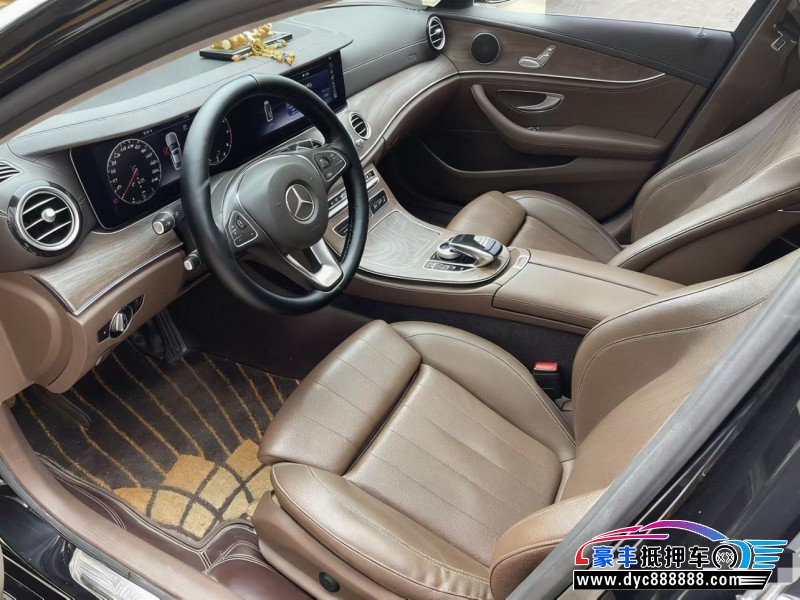 19年奔驰E轿车抵押车出售