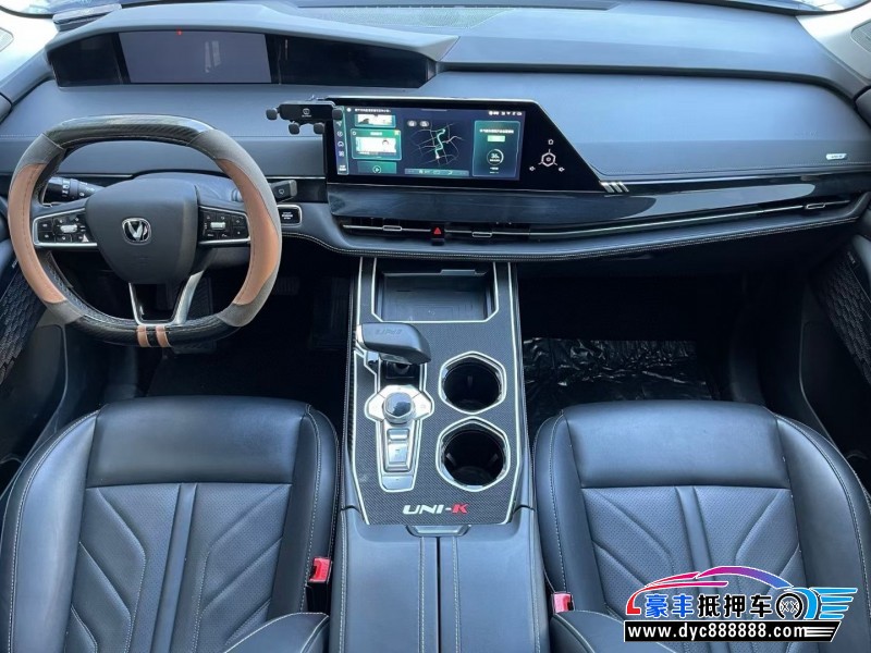 24年长安长安UNI轿车抵押车出售