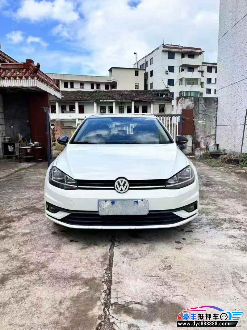 19年大众高尔夫轿车抵押车出售