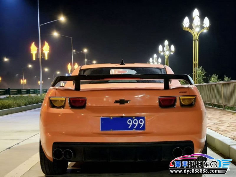 13年雪佛兰科迈罗轿车抵押车出售