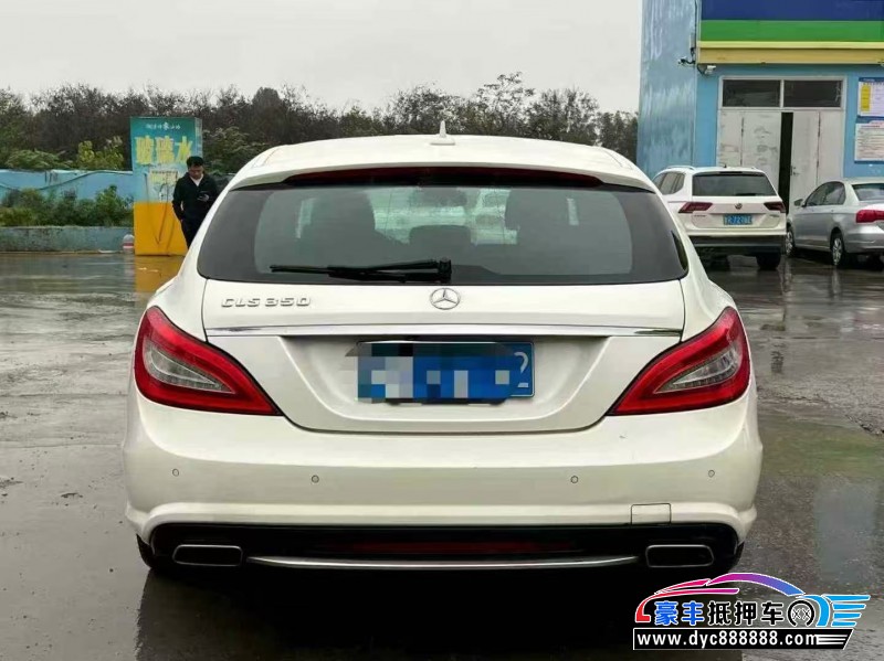 14年奔驰CLS轿车抵押车出售