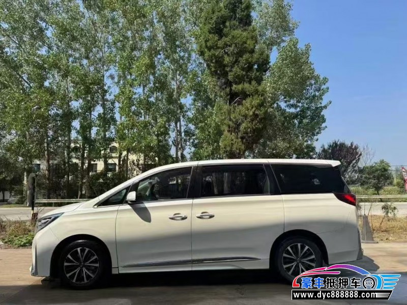 22年传祺M8轿车抵押车出售