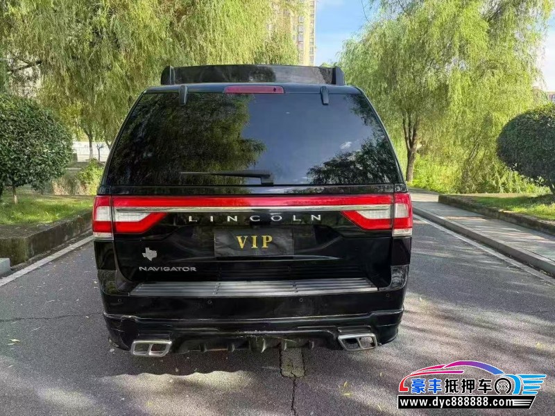 18年林肯领航员轿车抵押车出售