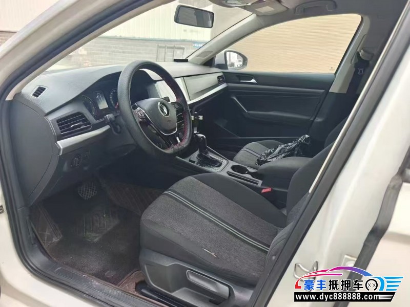 21年大众朗逸轿车抵押车出售