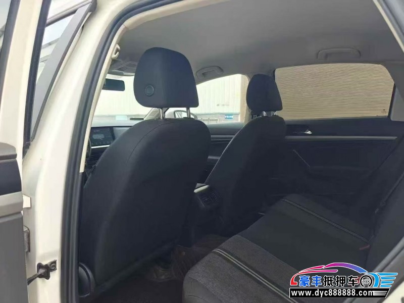 21年大众朗逸轿车抵押车出售