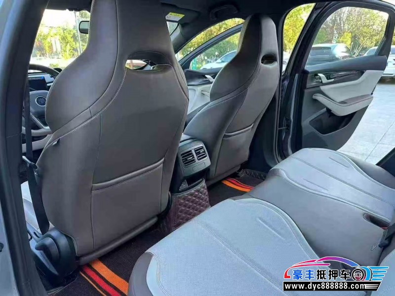 24年比亚迪秦轿车抵押车出售