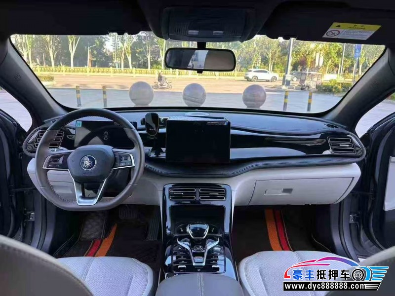 24年比亚迪秦轿车抵押车出售