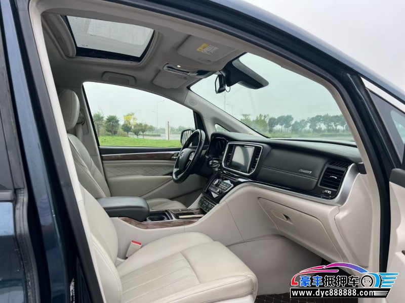 19年传祺M8轿车抵押车出售