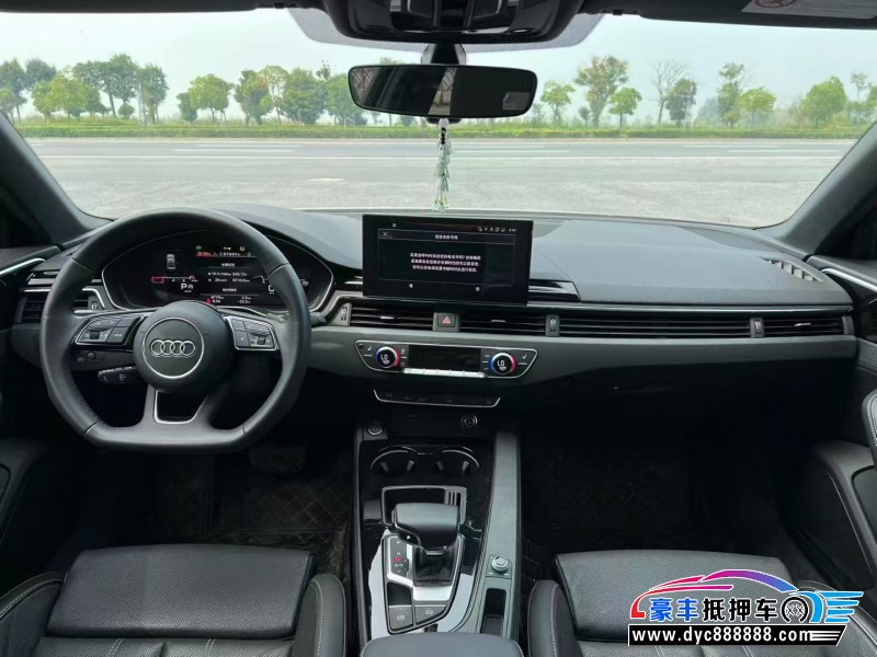 23年奥迪A4L轿车抵押车出售