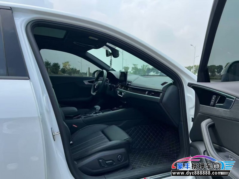 23年奥迪A4L轿车抵押车出售