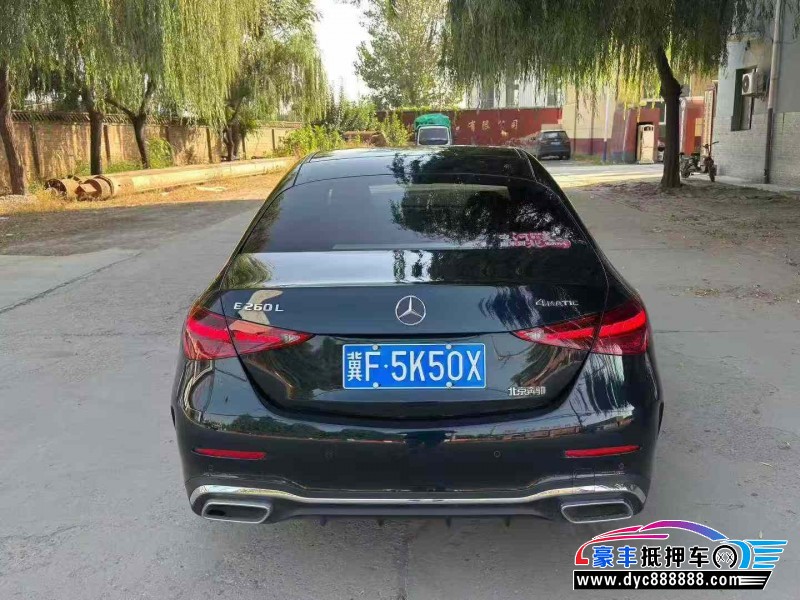 21年奔驰C轿车抵押车出售