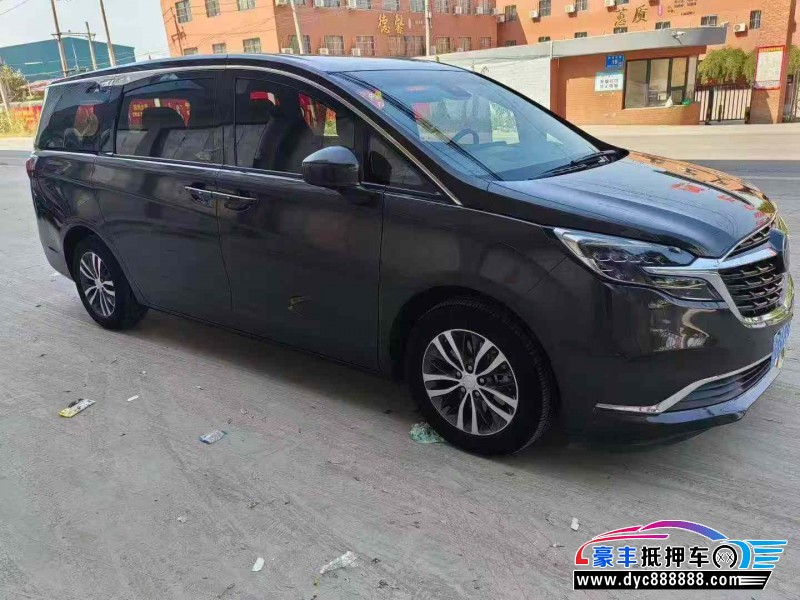 20年别克GL8轿车抵押车出售