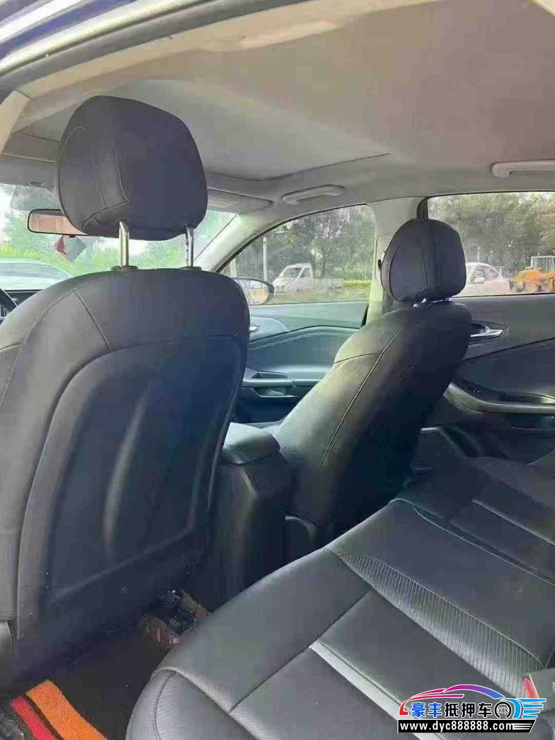 20年现代菲斯塔轿车抵押车出售