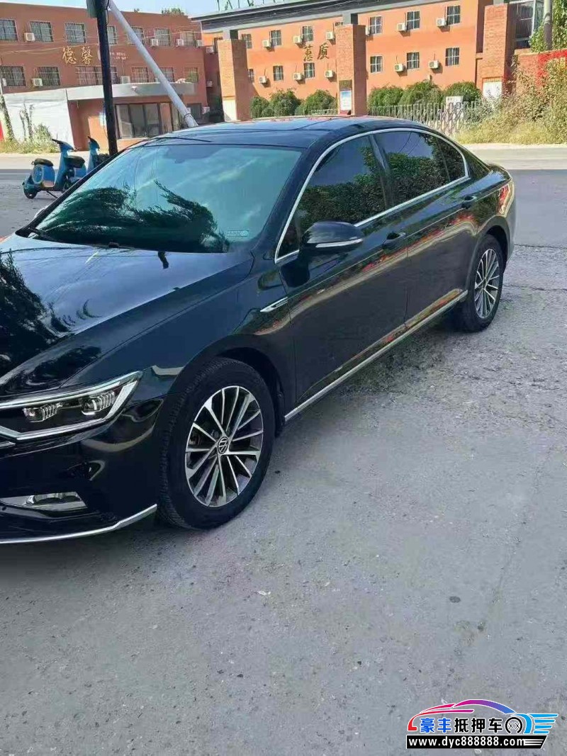 21年大众迈腾轿车抵押车出售