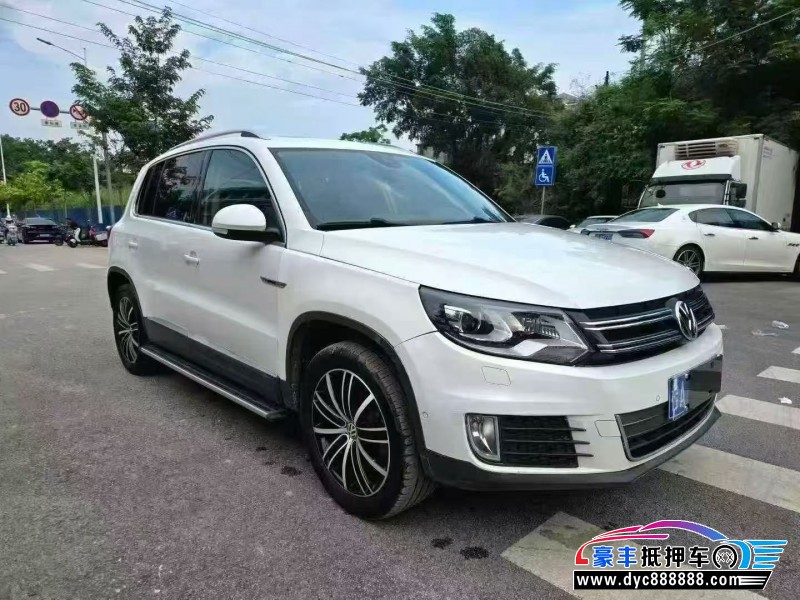 16年大众途观轿车抵押车出售