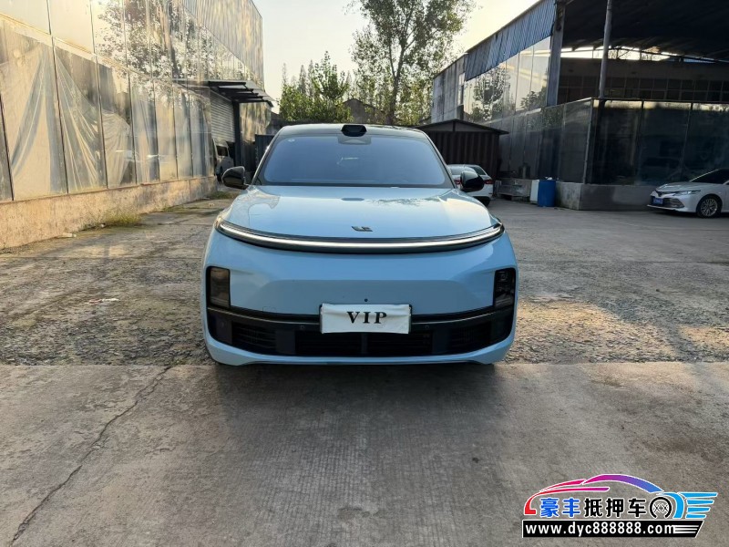 23年理想L9轿车抵押车出售
