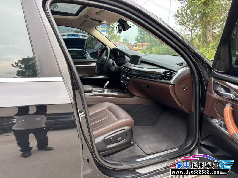 15年宝马X5轿车抵押车出售