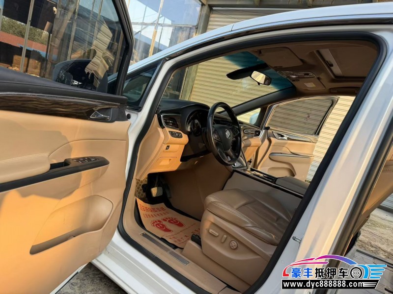 19年别克GL8MPV抵押车出售