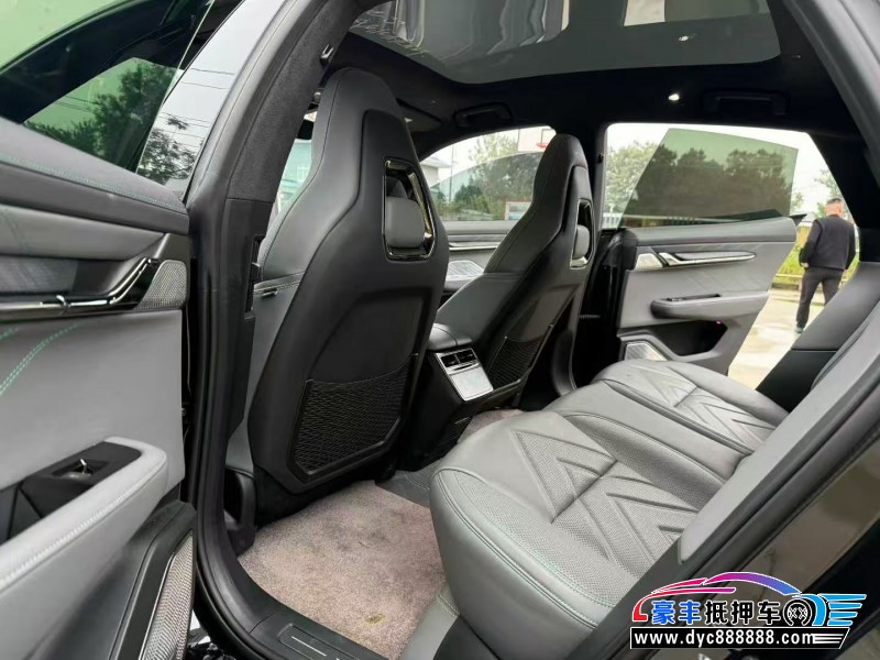 23年极氪001轿车抵押车出售